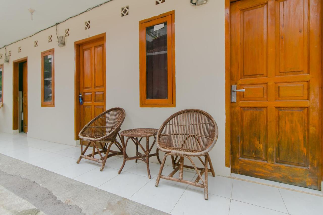 Ayu Homestay Syariah Sukabumi Eksteriør bilde